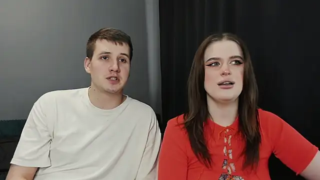 Pinku kitsune online show from March 3, 2025, 9:24 am