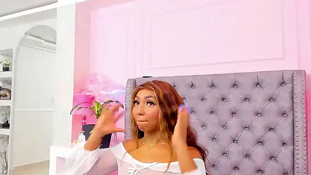 HaileeRoberts online show from March 14, 2026, 12:33 pm