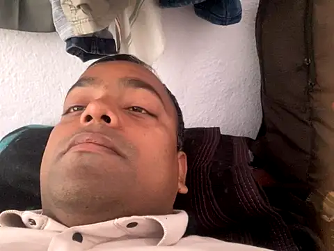 princeraj42 online show from November 5, 2025, 8:39 am