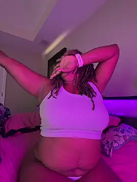 Snapshot of Naughty4Gifters27 chatting on July 3, 2026, 12:44 pm Naughty4Gifters27 online show from July 3, 2026, 12:44 pm