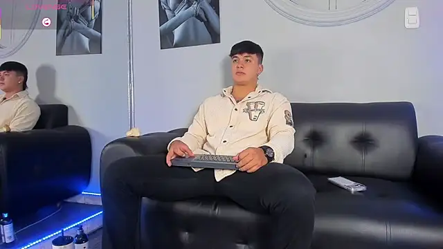 Snapshot of Cristopher_strong chatting on February 2, 2026, 1:10 pm Cristopher strong online show from February 2, 2026, 1:10 pm