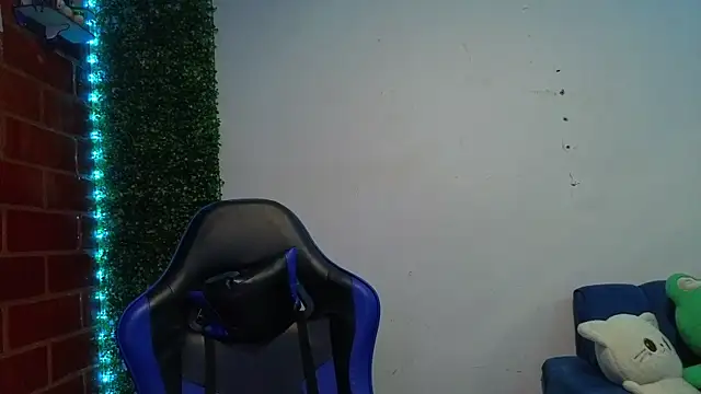 Demitryo online show from April 5, 2026, 5:03 am