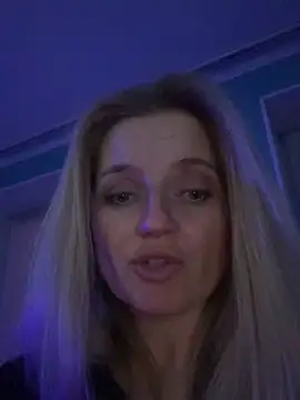 AlisonXCristal online show from March 12, 2026, 8:02 pm