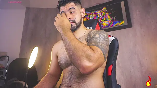 king hard online show from April 12, 2026, 8:28 am