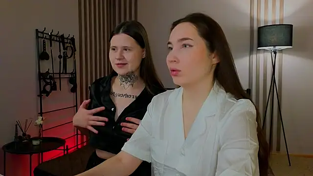 domDani subMay online show from March 6, 2025, 9:03 am