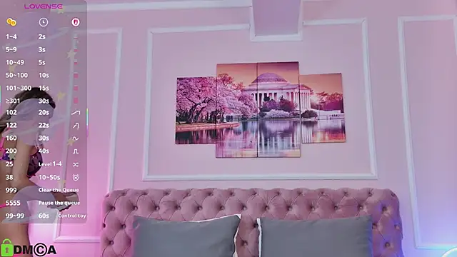 AllenaMoon online show from June 1, 2026, 7:13 pm