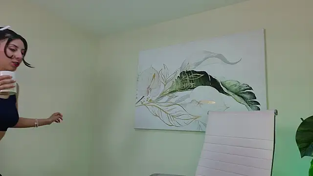 luna willians online show from March 31, 2026, 12:51 pm