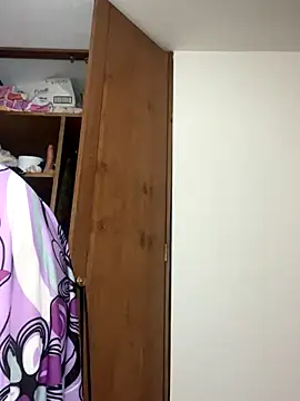 Freya Artemisa online show from November 24, 2025, 7:58 pm