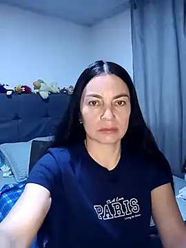 renata hot1 online show from April 21, 2026, 10:49 pm