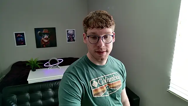 Snapshot of BlueEyedTallGuy94 chatting on February 26, 2026, 9:48 pm BlueEyedTallGuy94 online show from February 26, 2026, 9:48 pm