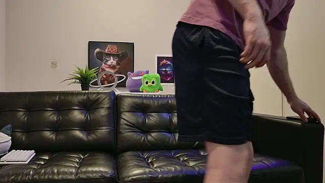 Snapshot of BlueEyedTallGuy94 chatting on October 3, 2025, 12:58 am BlueEyedTallGuy94 online show from October 3, 2025, 12:58 am