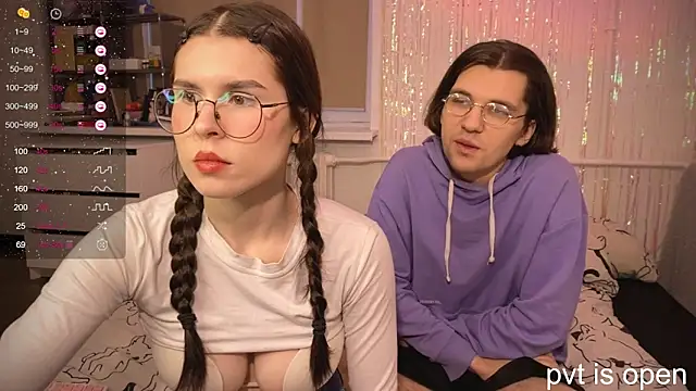 Snapshot of passiondesire_ chatting on February 12, 2026, 2:50 pm passiondesire online show from February 12, 2026, 2:50 pm