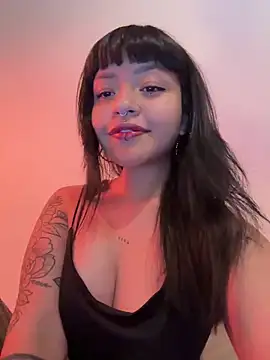 Ashley Chriss online show from January 24, 2025, 4:37 am