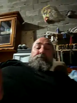 Snapshot of ros217 chatting on September 23, 2025, 9:00 pm ros217 online show from September 23, 2025, 9:00 pm