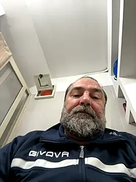 Snapshot of ros217 chatting on October 16, 2025, 8:00 am ros217 online show from October 16, 2025, 8:00 am