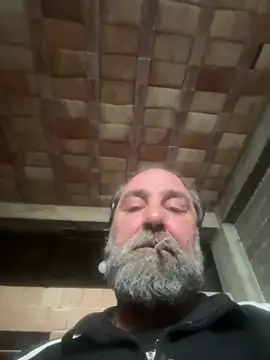 Snapshot of ros217 chatting on February 28, 2026, 1:44 pm ros217 online show from February 28, 2026, 1:44 pm