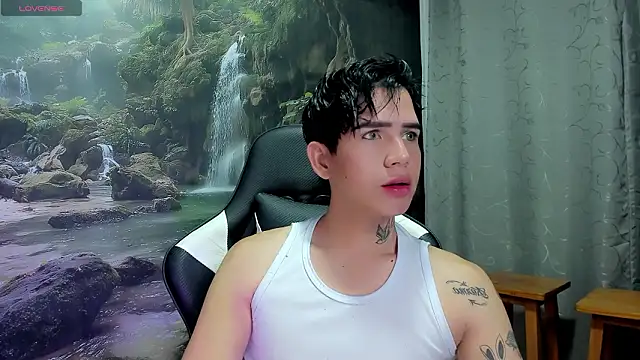 Snapshot of Tayson_Rivers chatting on March 4, 2026, 8:33 am Tayson Rivers online show from March 4, 2026, 8:33 am