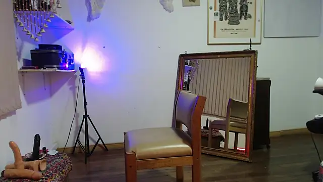 Siriss boyrag online show from September 19, 2025, 12:36 am