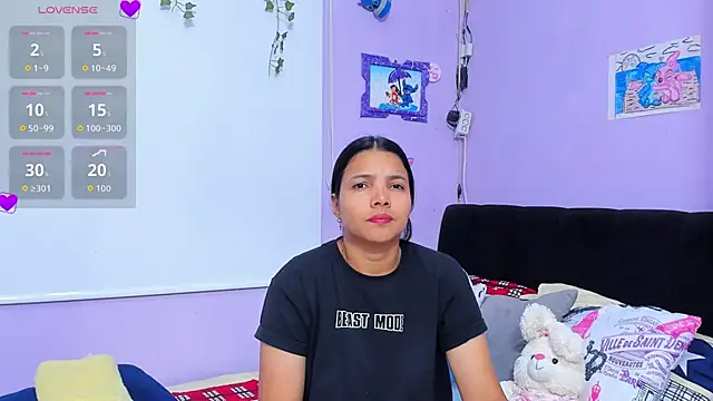 sara mendez2 online show from October 14, 2025, 11:14 pm