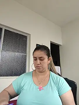 Snapshot of Melinda_bob chatting on April 22, 2026, 8:37 pm Melinda bob online show from April 22, 2026, 8:37 pm