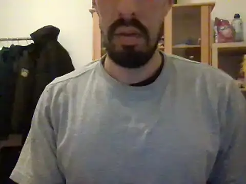 Snapshot of SpiderPaisa chatting on January 12, 2025, 7:31 pm SpiderPaisa online show from January 12, 2025, 7:31 pm