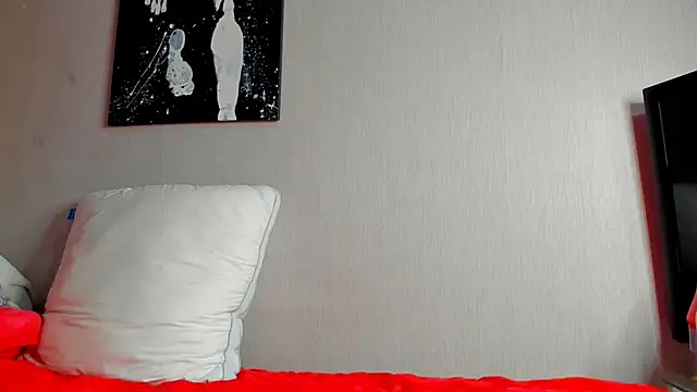 foxy blond online show from October 29, 2025, 12:20 am