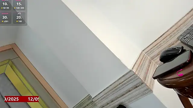 nayshalopestss online show from September 12, 2025, 8:52 pm