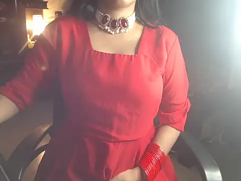 DevilErin online show from July 30, 2026, 7:35 pm