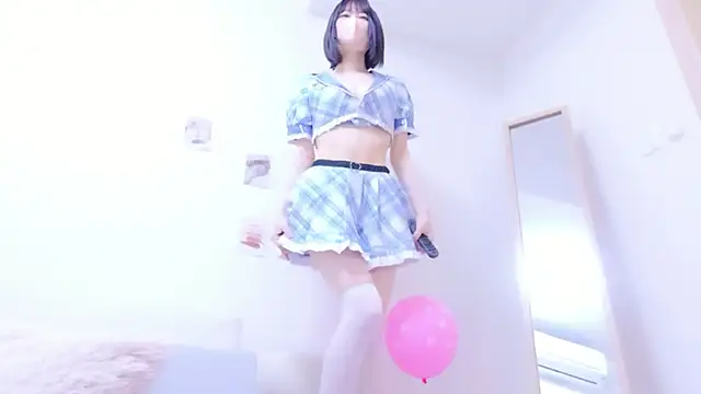 Snapshot of Im_Yu-na chatting on May 3, 2026, 12:20 pm Im Yu-na online show from May 3, 2026, 12:20 pm