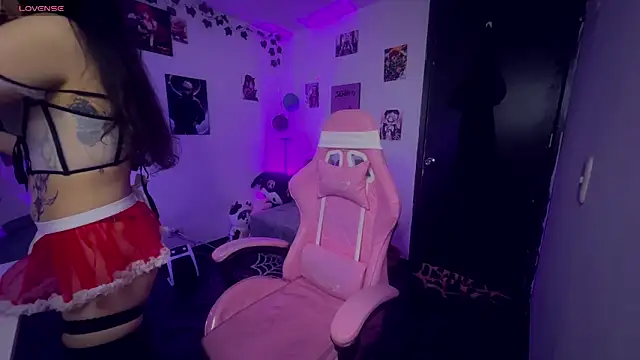 Snapshot of cami_mila9 chatting on February 10, 2026, 7:51 am cami mila9 online show from February 10, 2026, 7:51 am