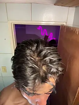 Mauuu18 online show from November 27, 2025, 1:39 am