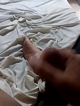 manuelmen211 online show from March 31, 2026, 1:57 pm