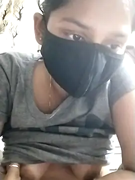 Snapshot of Kashish_18 chatting on September 14, 2025, 5:13 pm Kashish 18 online show from September 14, 2025, 5:13 pm