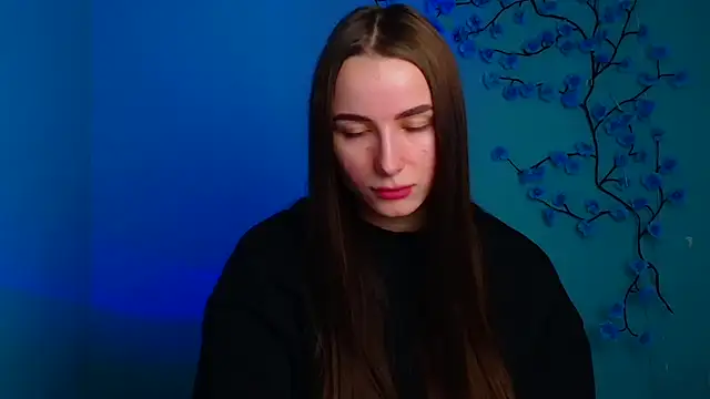 Eva Janee online show from February 13, 2026, 6:57 am