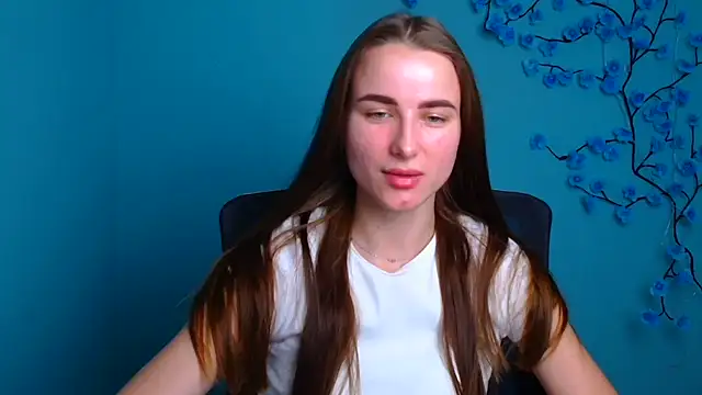 Eva Janee online show from June 25, 2026, 5:56 am