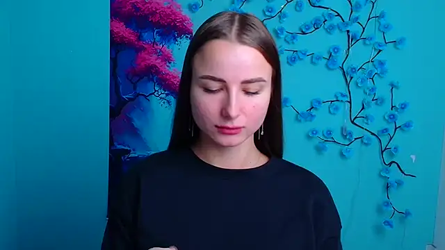 Eva Janee online show from November 18, 2025, 7:00 am