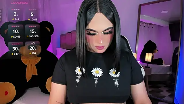 alexia mattel online show from November 25, 2025, 6:30 pm