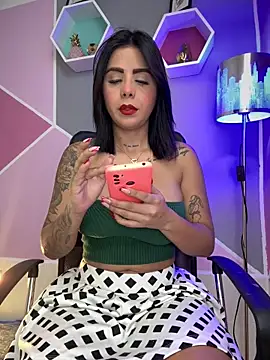 Tamyjenkins1 online show from March 3, 2025, 12:17 pm