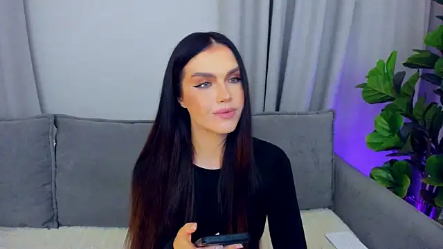 sexyangeloux online show from September 9, 2025, 8:18 pm