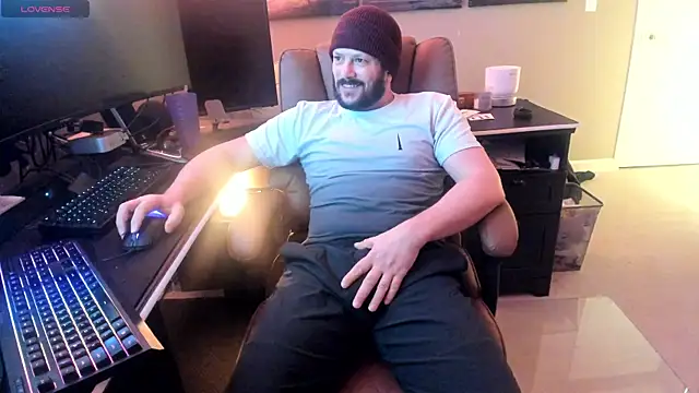 boytoyfrindles online show from February 12, 2026, 7:41 am