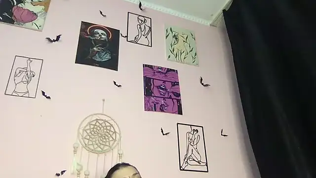 MoonAgnes online show from January 15, 2025, 12:58 pm