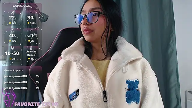 Snapshot of Stefanygp chatting on October 2, 2025, 11:24 am Stefanygp online show from October 2, 2025, 11:24 am