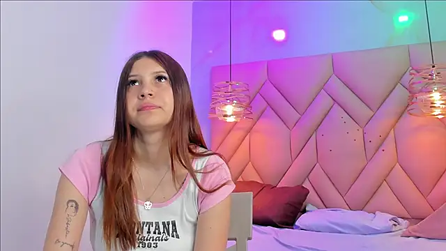 AngelaaCute  online show from February 22, 2026, 12:18 pm