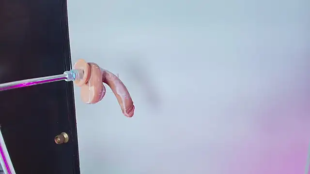 Snapshot of Lizz_Tender chatting on February 15, 2025, 3:28 pm Lizz Tender online show from February 15, 2025, 3:28 pm