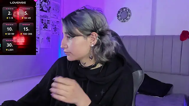 SukiFuyu  online show from March 13, 2025, 12:35 pm