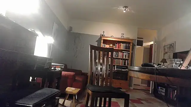 Snapshot of RolfS chatting on September 23, 2025, 10:28 pm RolfS online show from September 23, 2025, 10:28 pm