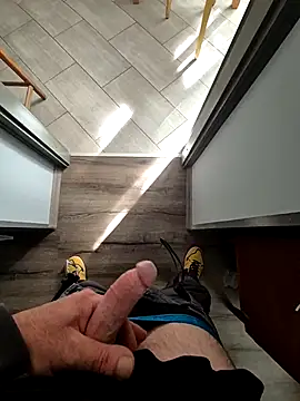 kisbiro77777 online show from September 19, 2025, 7:34 am