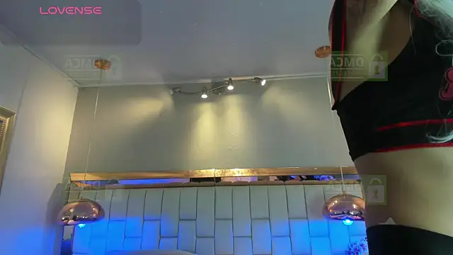 Palmer-Foster online show from November 22, 2025, 9:02 pm