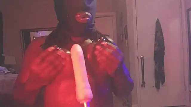 Snapshot of IvannaMakeUCum chatting on September 27, 2025, 6:08 am IvannaMakeUCum online show from September 27, 2025, 6:08 am