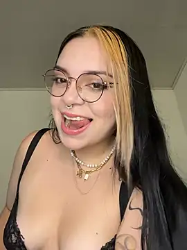 NatyOlson online show from February 27, 2026, 5:24 pm